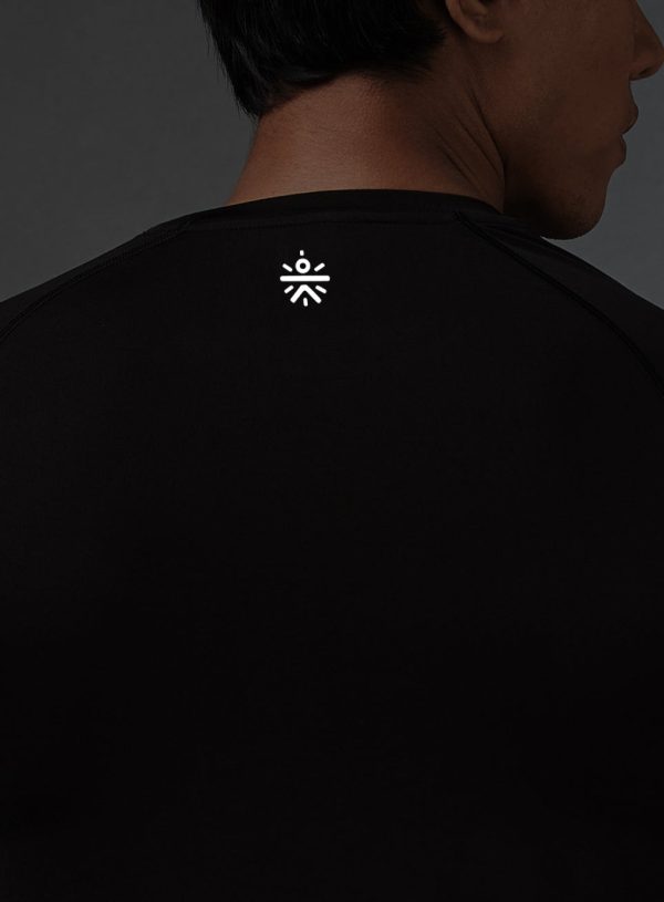 Men_s-Runner_s-Base-Layer-Black-Full-Sleeve-T-shirt - Image 8