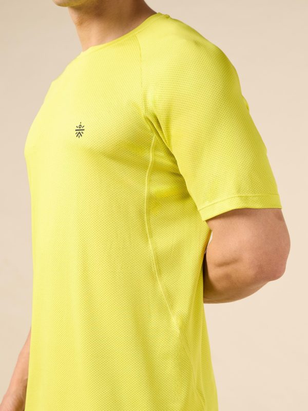 Men_s-Sports-Training-T-shirt - Image 8