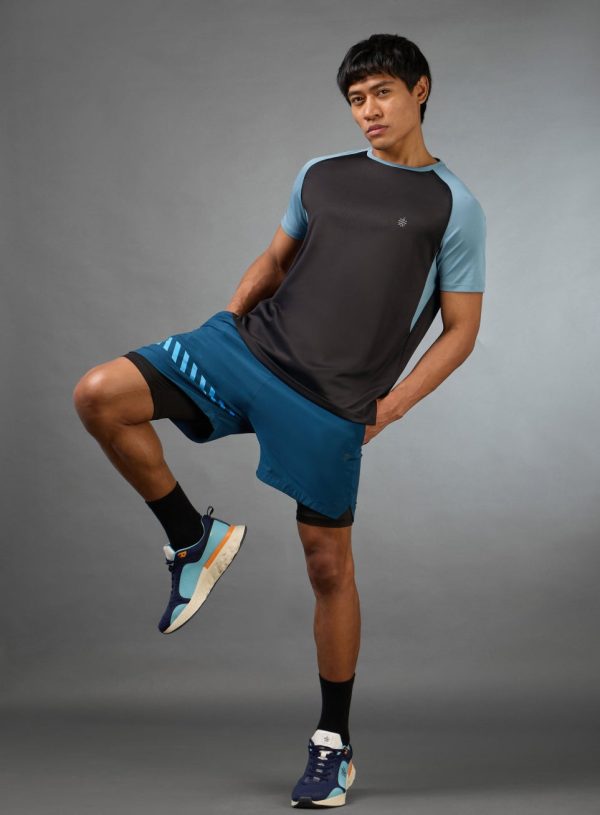 Men_s-Warm-Up-Black-Running-T-shirt - Image 11