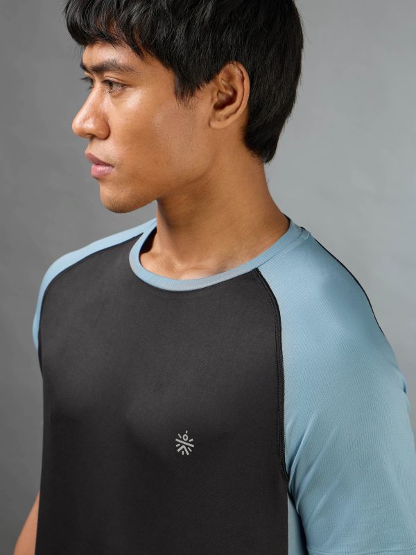 Men_s-Warm-Up-Black-Running-T-shirt - Image 3