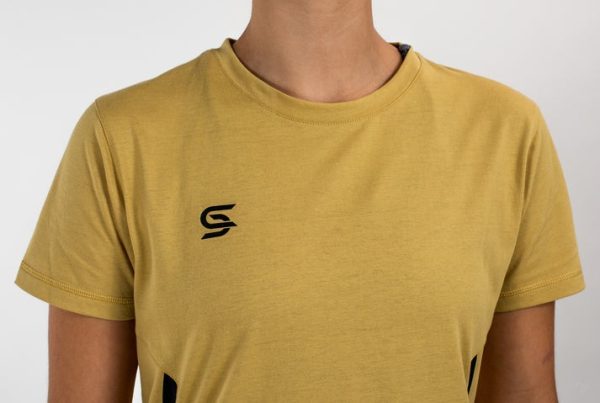 Women_s-runner-Cotton-Tee - Image 6